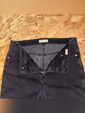 Madewell Women's Charcoal High-Rise Jeans
